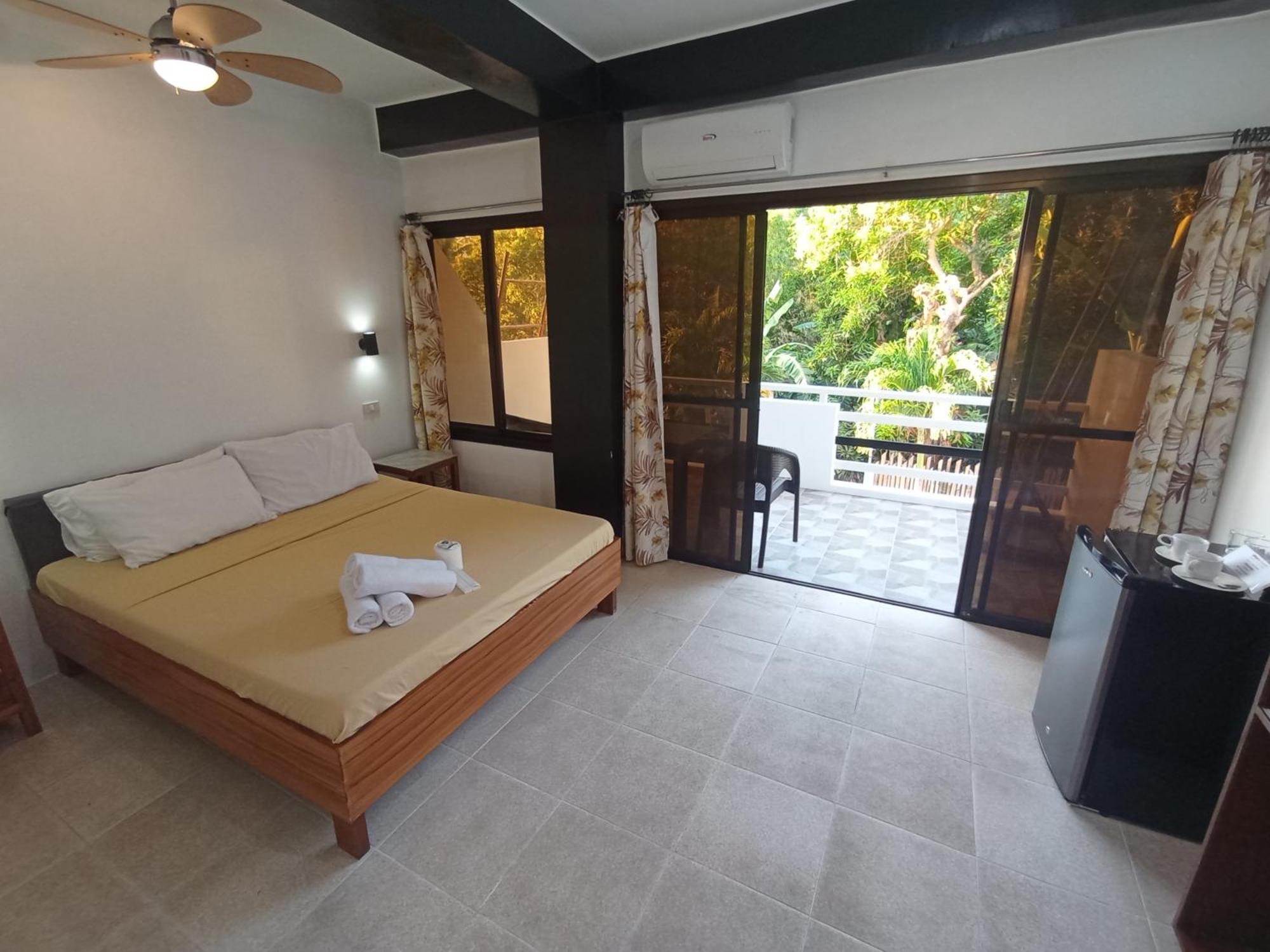 Jalyn'S Resort Sabang بويرتو غاليرا المظهر الخارجي الصورة
